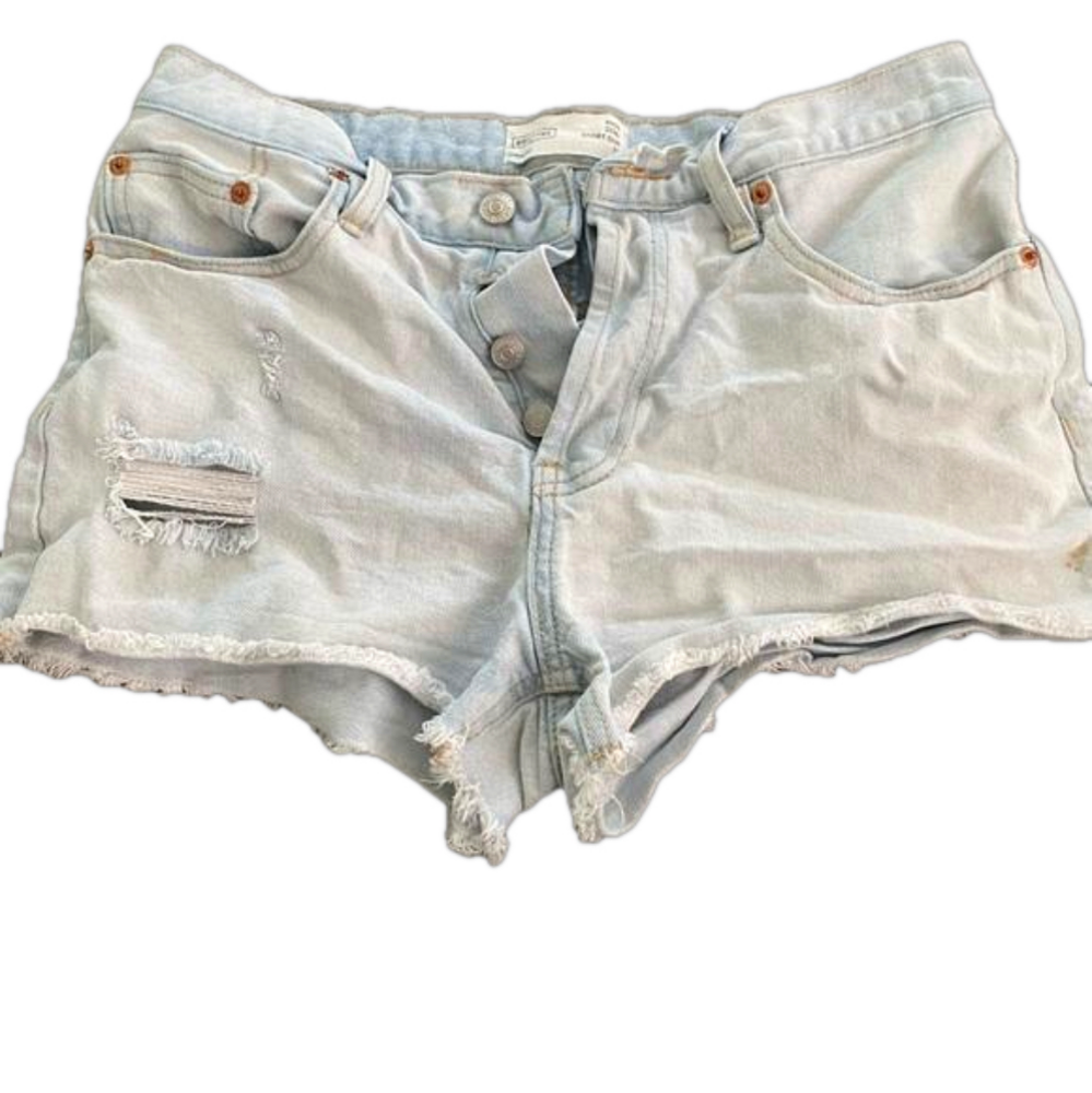 Eighty two size 7 shorts